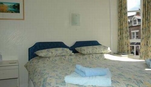 Habitación doble, baño privado