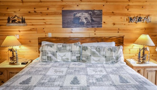Suite, 1 cama de matrimonio grande, bañera de hidromasaje