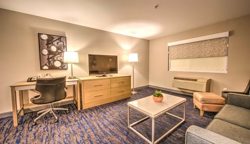 Suite, varias camas, no fumadores, frigorífico y microondas (with Sofabed)