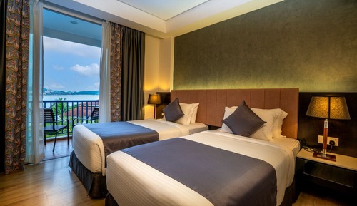 Deluxe Sea View