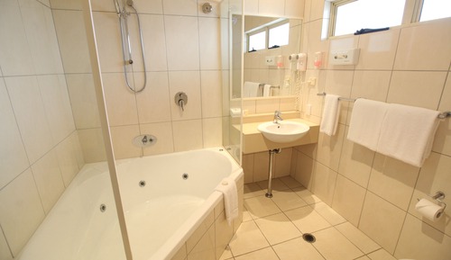 Habitación Deluxe, 1 cama de matrimonio grande, bañera de hidromasaje