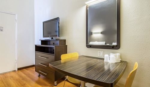 Habitación estándar, 1 cama de matrimonio grande, no fumadores, cocina básica