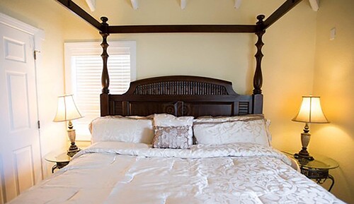 Bungalow Deluxe, 1 cama de matrimonio con sofá cama, frente al mar