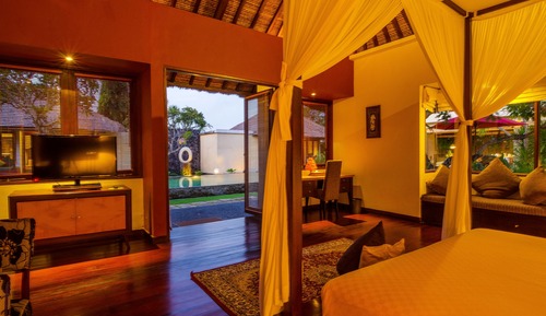 Villa, 3 habitaciones, piscina privada (Mahesa)
