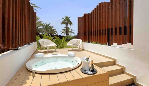 Suite estudio, terraza (Jacuzzi)