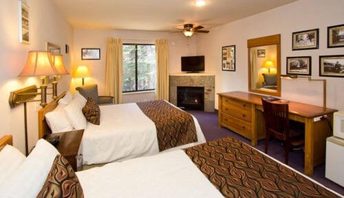 Queen Room with 2 Queen Beds and Fireplace