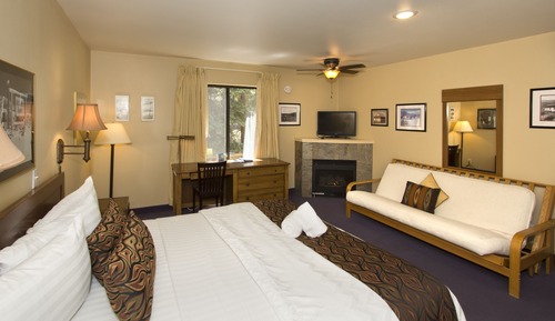 Deluxe King Room