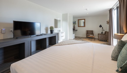 Suite, vistas a la piscina
