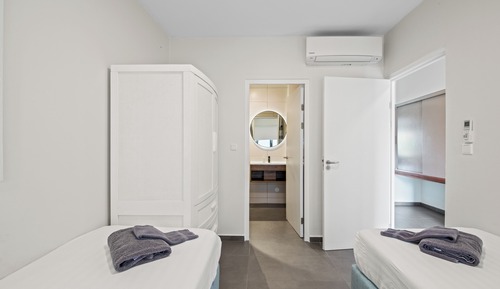 Apartamento Deluxe, 2 habitaciones, vistas parciales al mar