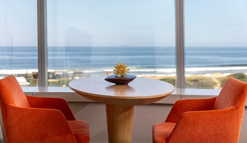 Habitación superior, vistas al mar (Lower Floors)