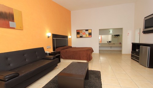 Habitación junior con 1 cama doble o 2 individuales