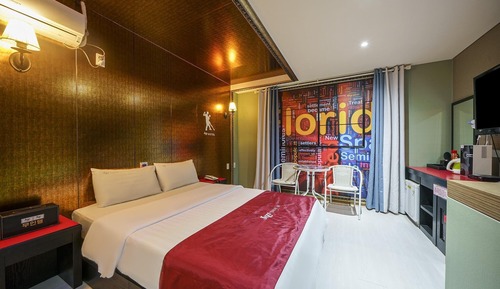 Room (Standard Room)