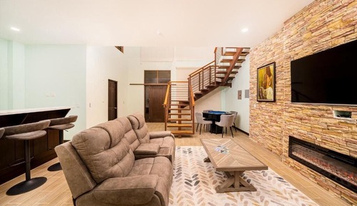 Bungalow Deluxe