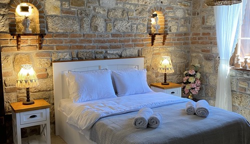Habitación Deluxe doble, balcón, vistas parciales al mar