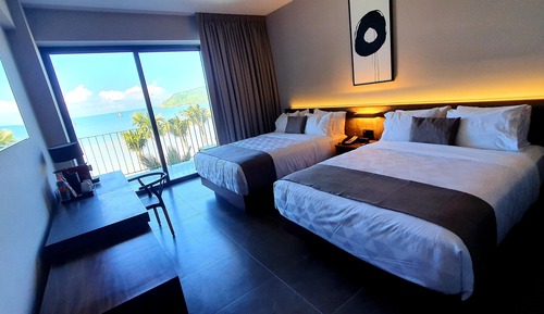 Habitación Deluxe doble, 2 camas dobles, vistas al mar