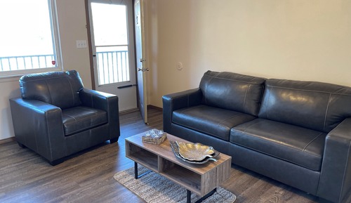 Large Apartment in Peaceful Valley