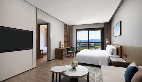 Suite, varias camas, vistas al lago