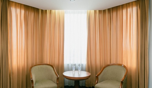 Habitación Deluxe doble, 1 cama de matrimonio grande, accesible para personas con discapacidad