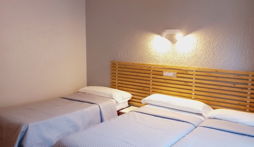 Habitación triple básica, 3 camas individuales