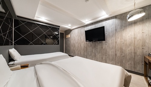 Room (Suite room (twin))
