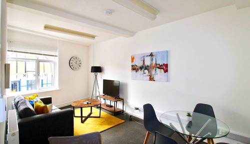 Apartamento, varias camas