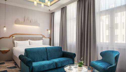 Habitación Deluxe doble, 1 cama de matrimonio con sofá cama, balcón
