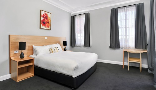 Habitación Deluxe doble, 1 cama de matrimonio, accesible para personas con discapacidad