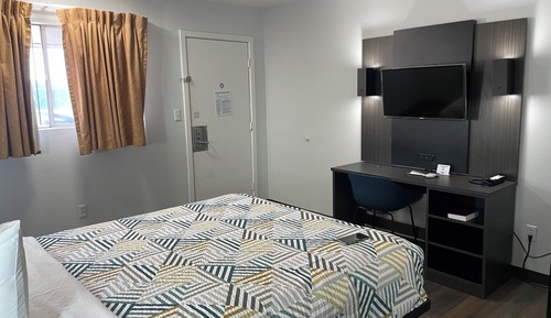 Habitación Deluxe, 1 cama de matrimonio, no fumadores, frigorífico y microondas