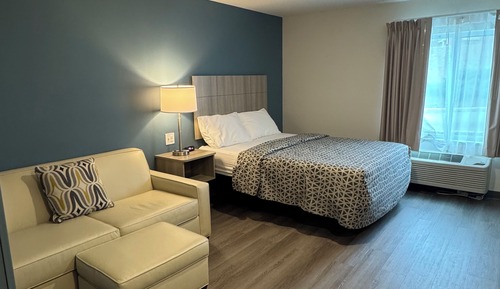 Habitación económica, 1 cama de matrimonio, no fumadores (Sofa)