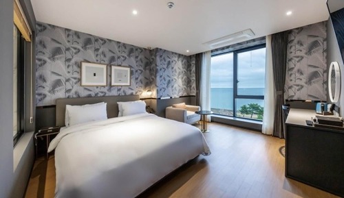 Room (Ocean Superior Double (Breakfast serv)