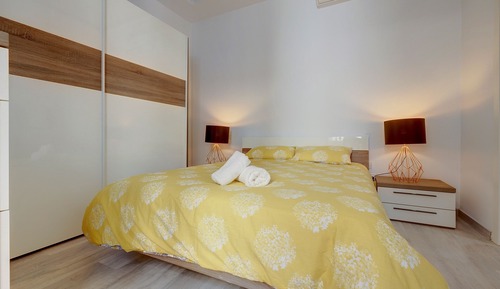 Apartamento (3 Bedrooms)