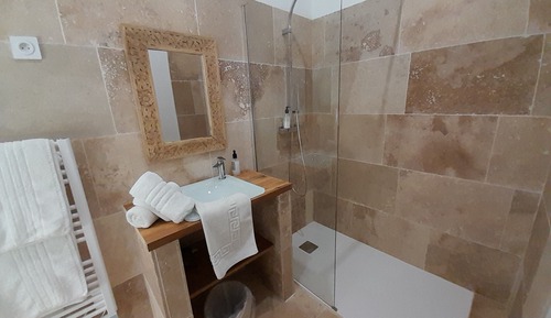 Habitación estándar doble, 1 cama de matrimonio