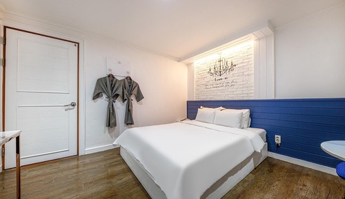 Room (Standard)