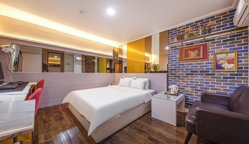 Room (Semi-special room (whirlpool + air pu)