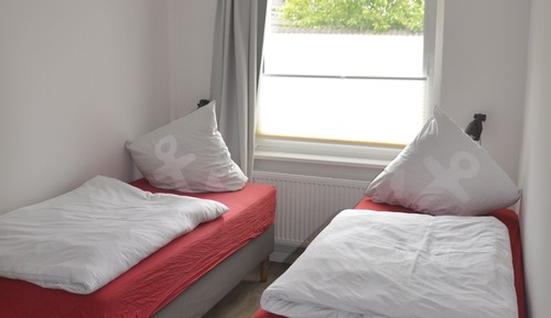 Apartamento, 1 cama de matrimonio con sofá cama, patio, vistas al jardín