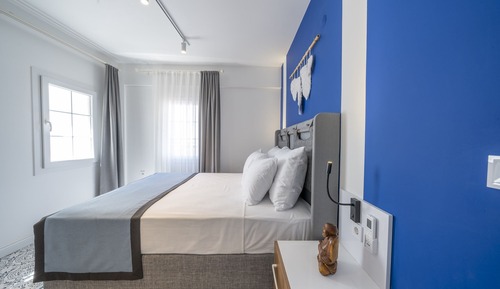 Apartamento de diseño, vistas a la piscina