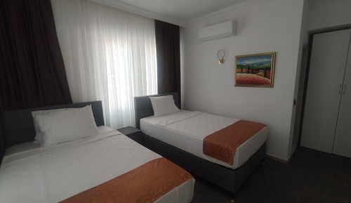 Habitación Confort con 2 camas individuales