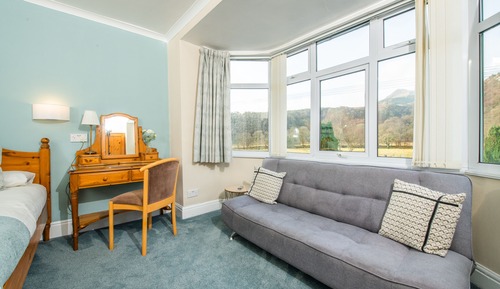 Habitación familiar, 1 cama de matrimonio grande con sofá cama, vistas a la montaña