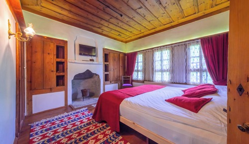 Habitación estándar con 1 cama doble o 2 individuales