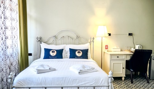 Habitación Deluxe doble, 1 cama de matrimonio, no fumadores, vistas a la ciudad