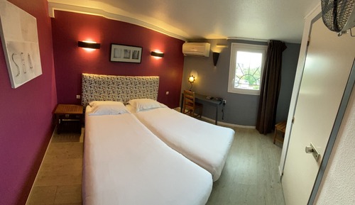 Habitación Confort con 2 camas individuales