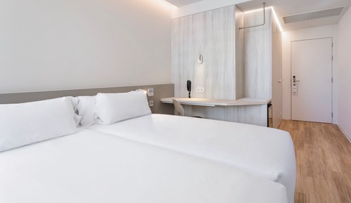 Habitación estándar con 2 camas individuales