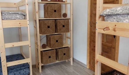 Dormitorio compartido, dormitorio mixto