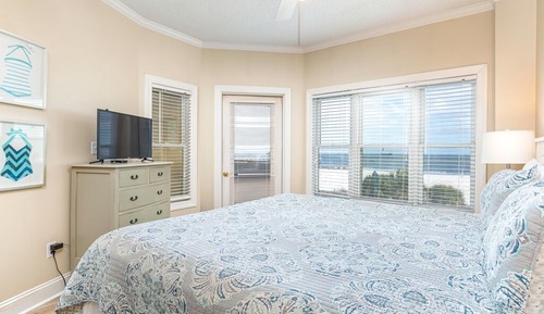 Apartamento, varias camas, cocina, vistas al mar (205 - No Pets Allowed)