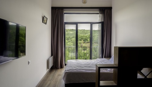 Suite clásica, 1 cama de matrimonio con sofá cama, vistas a la montaña