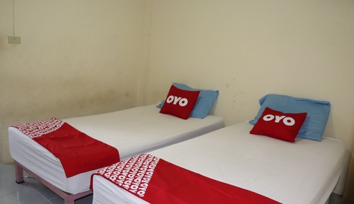 Basic Twin Room