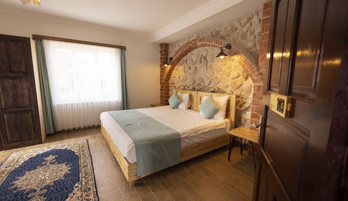 Triple room with balcony