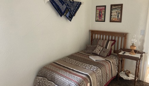 Habitación Confort con 1 cama doble o 2 individuales