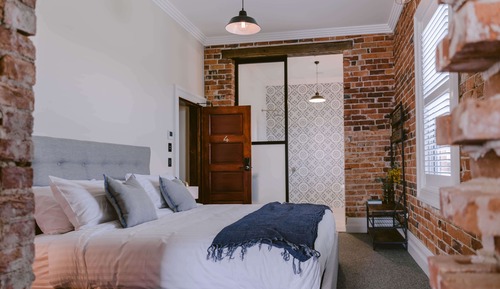 Habitación de luna de miel, 1 cama de matrimonio grande con sofá cama, balcón