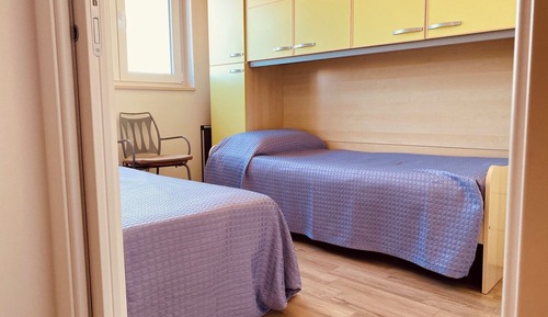 Apartment, 2 Bedrooms, Accessible, Smoking